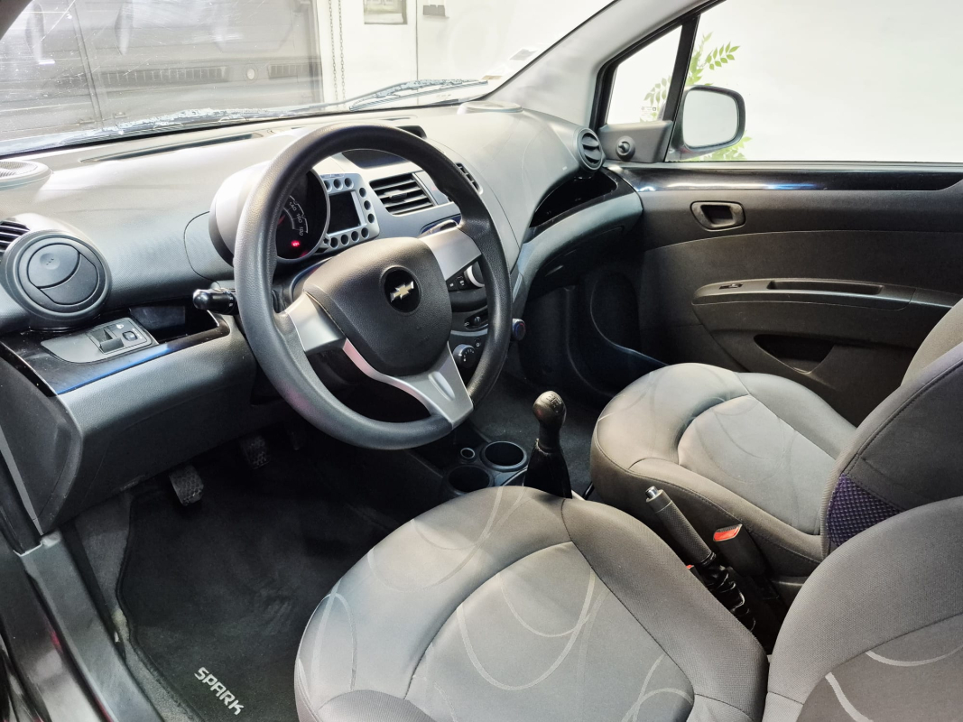 Chevrolet Spark — 12