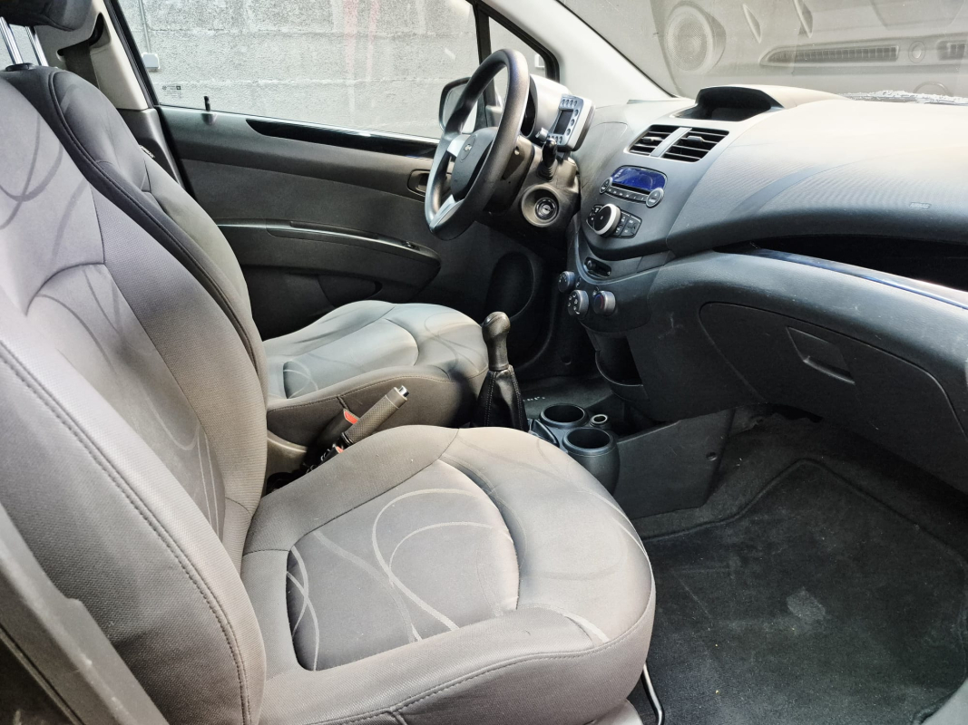 Chevrolet Spark — 16