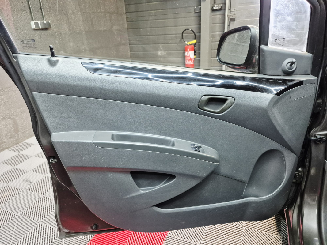 Chevrolet Spark — 9