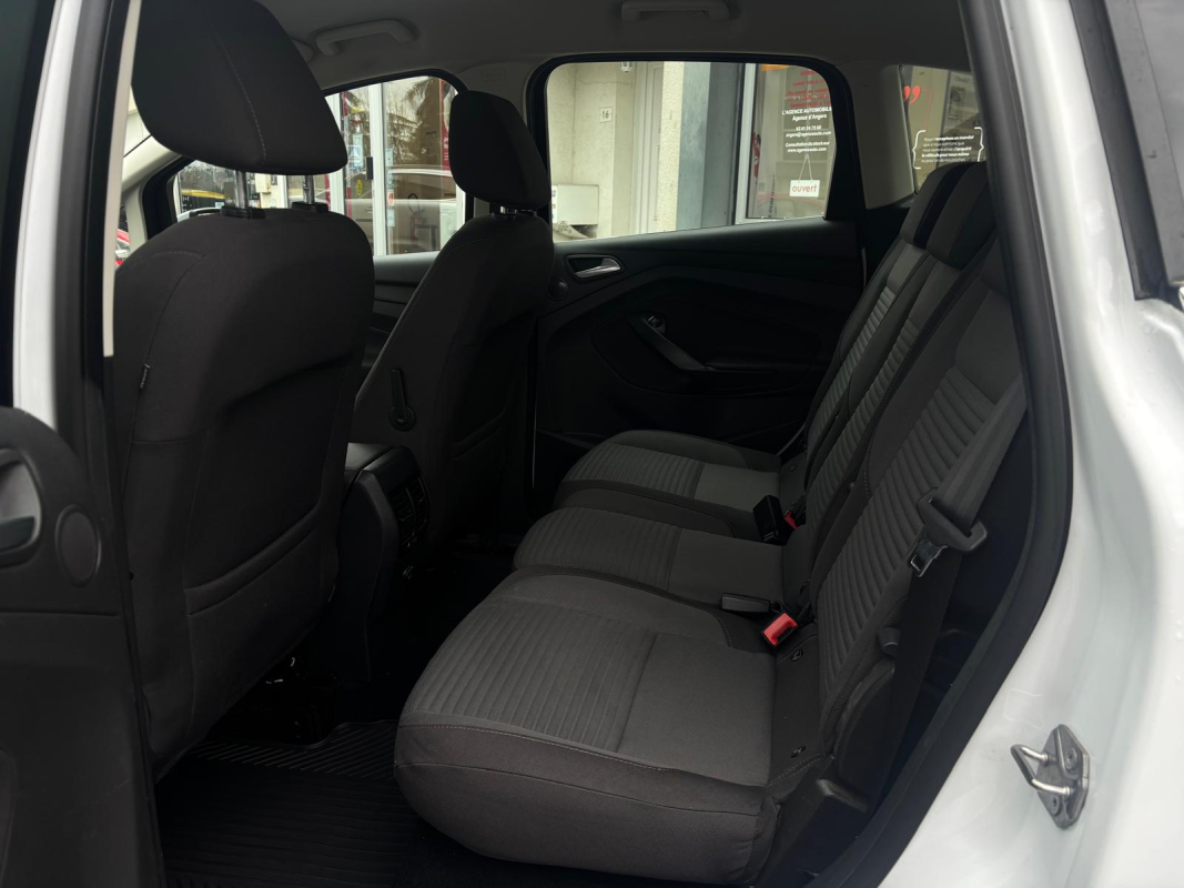 Ford C-Max — 19