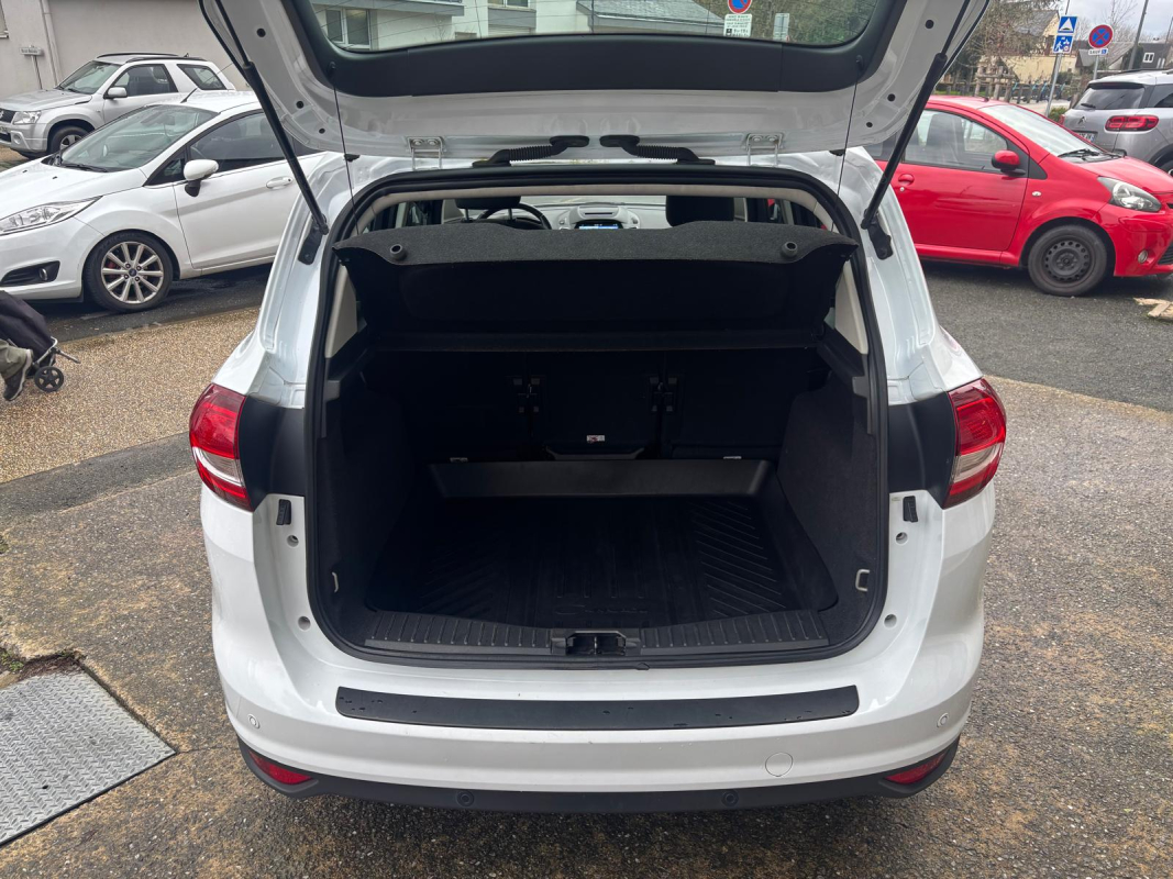 Ford C-Max — 21