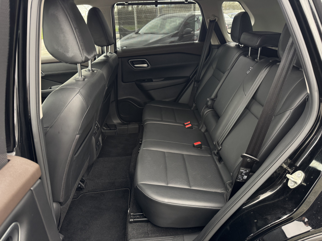 Nissan X-Trail — 32