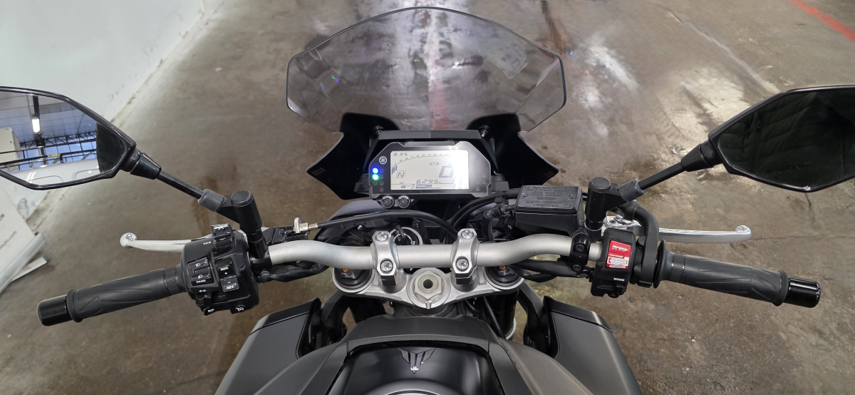 Yamaha MT — 9