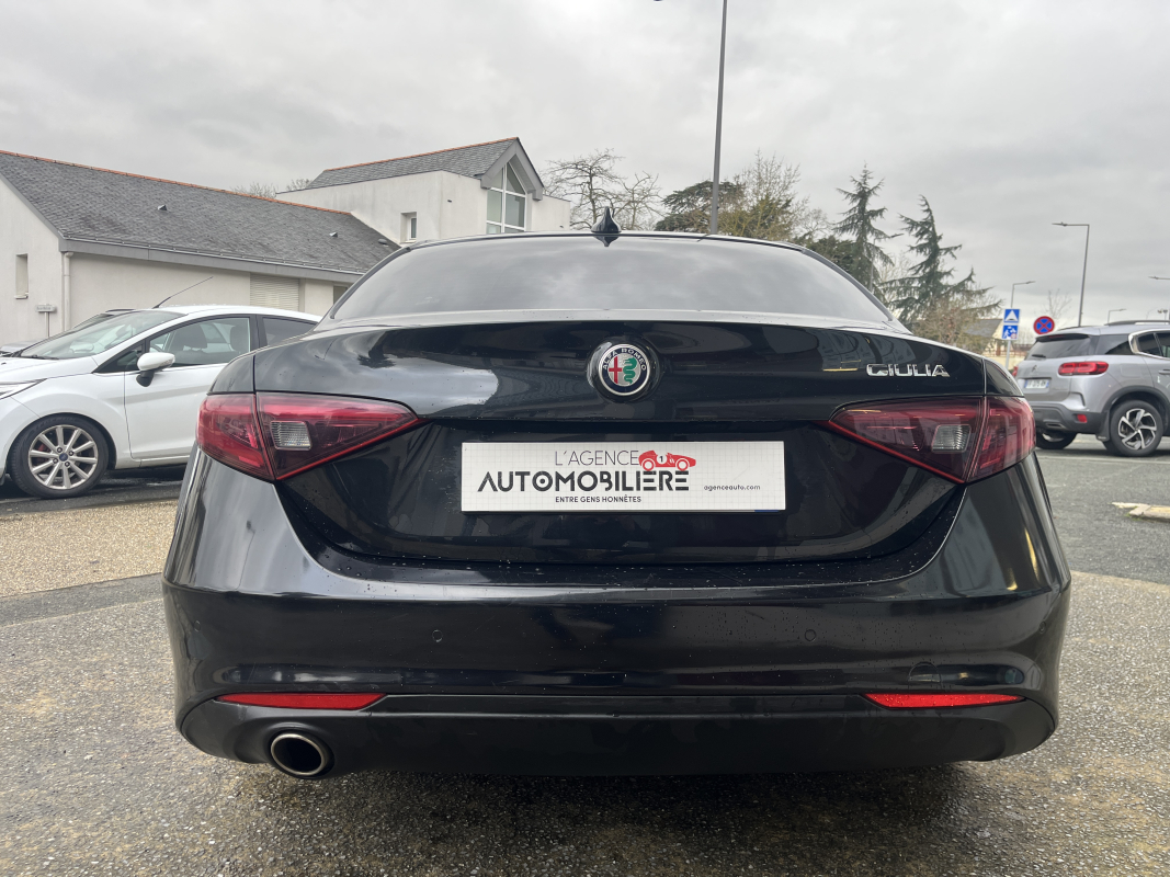 Alfa Romeo Giulia — 6