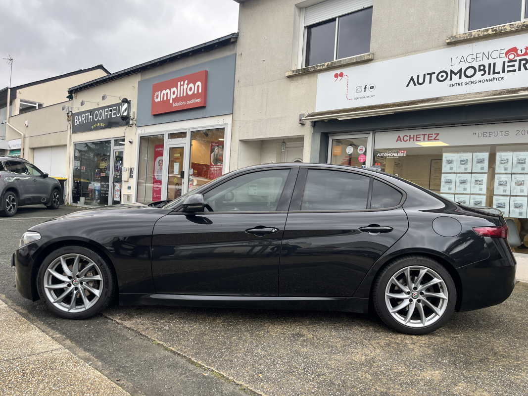 Alfa Romeo Giulia — 4