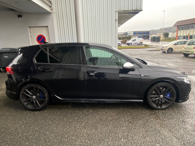 Volkswagen Golf — 8