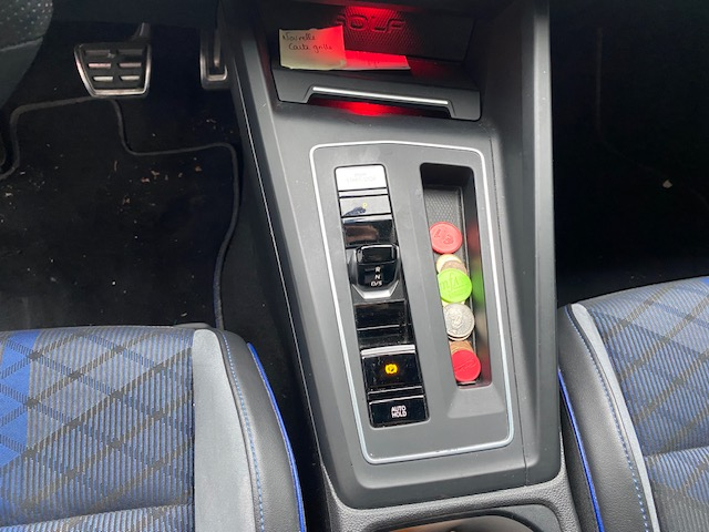 Volkswagen Golf — 16