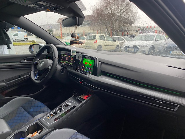 Volkswagen Golf — 19