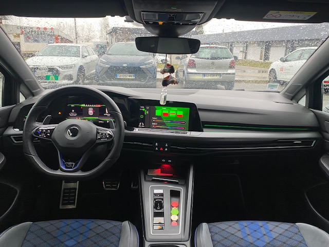 Volkswagen Golf — 22