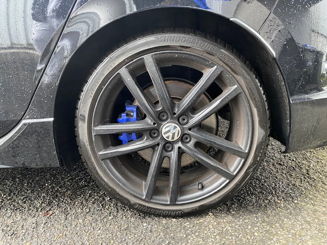 Volkswagen Golf — 30