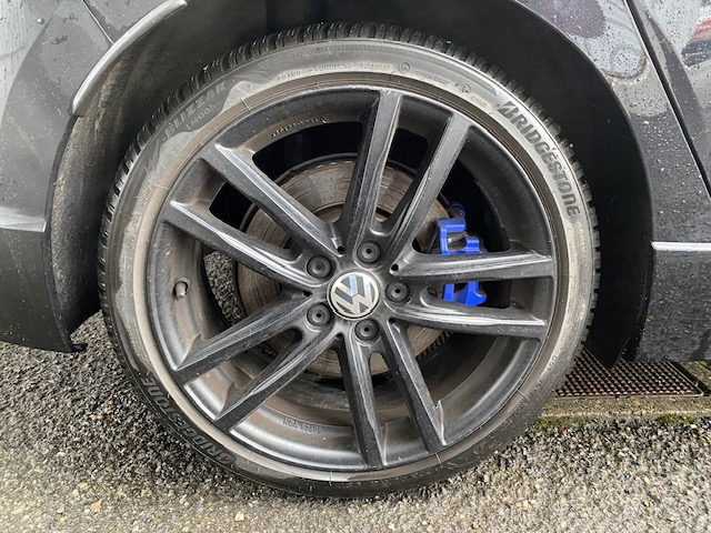 Volkswagen Golf — 31