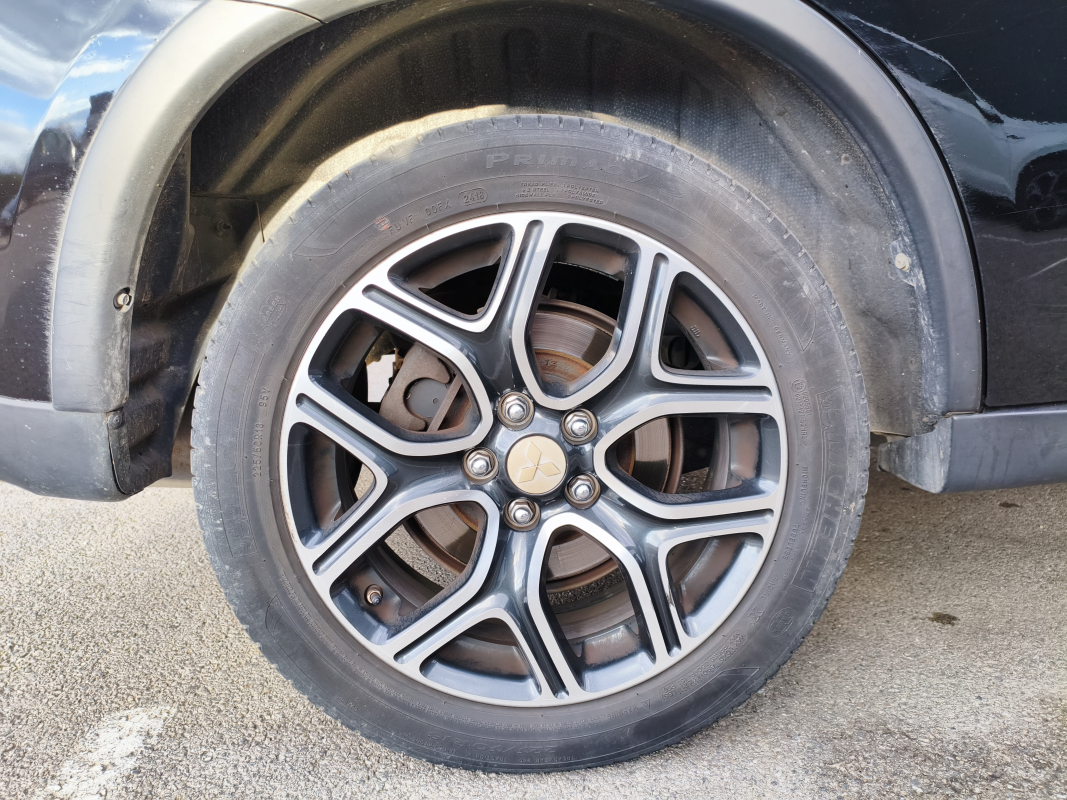 Mitsubishi Outlander — 30