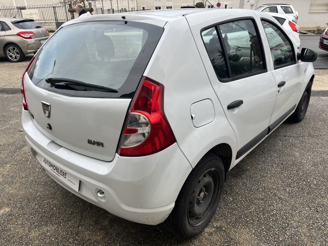 Dacia Sandero — 5