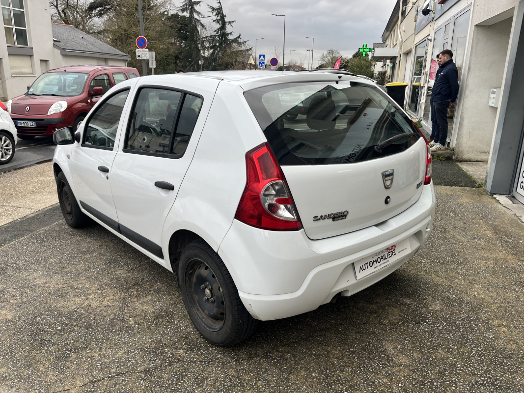 Dacia Sandero — 7