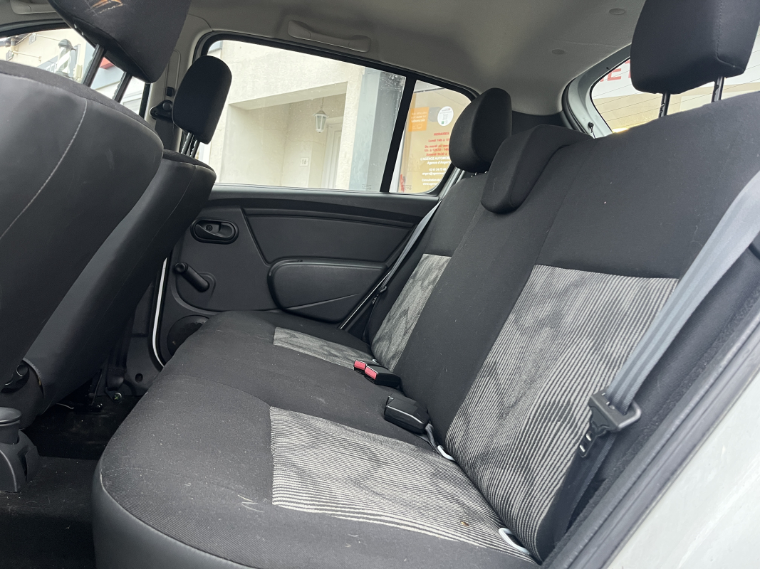 Dacia Sandero — 16