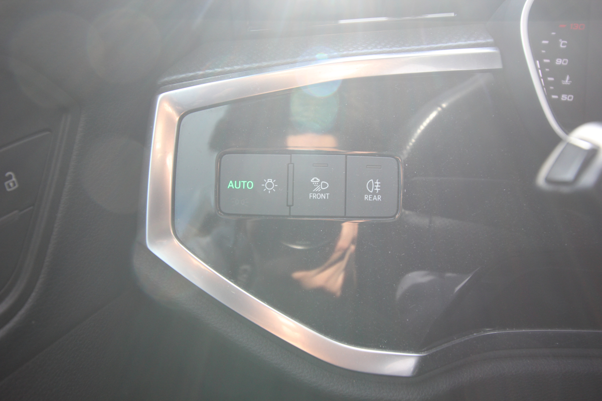 Audi Q3 — 18