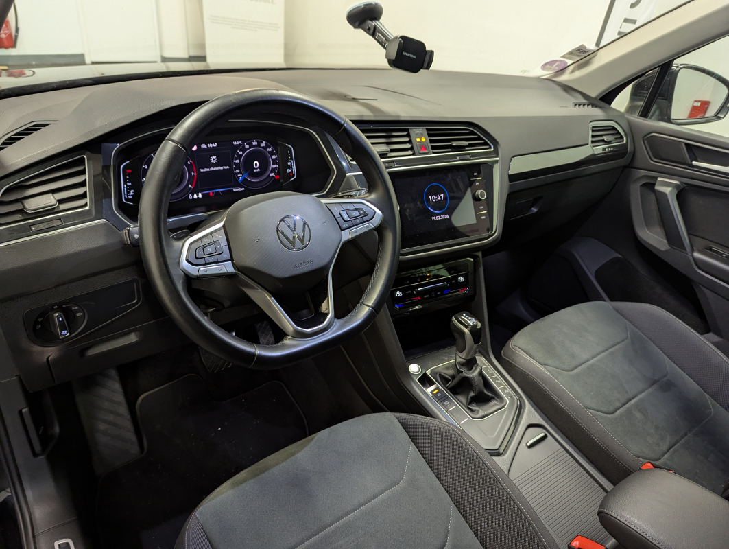 Volkswagen Tiguan — 9