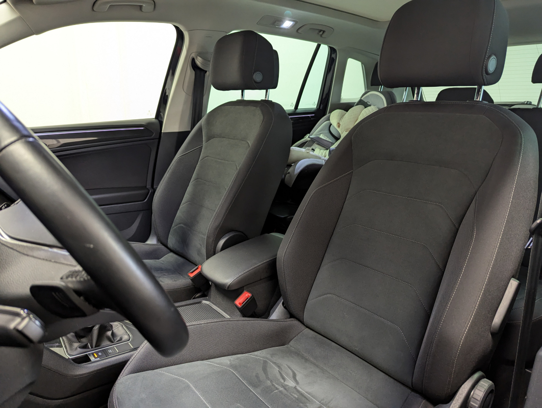 Volkswagen Tiguan — 8