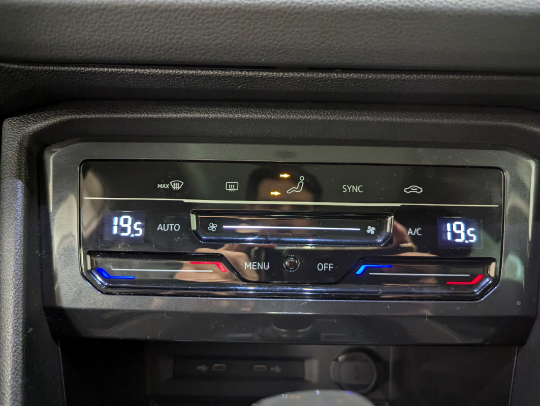 Volkswagen Tiguan — 20