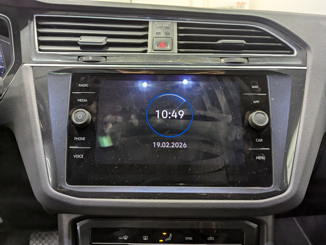 Volkswagen Tiguan — 18