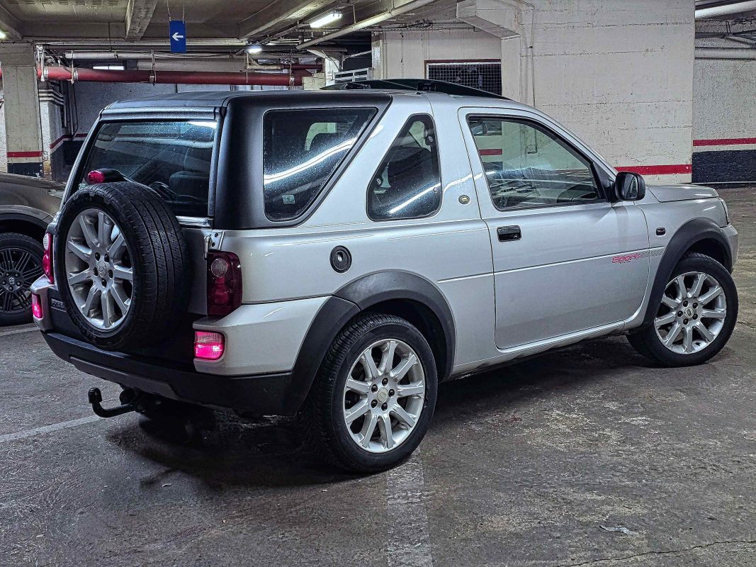 Land Rover Freelander — 9