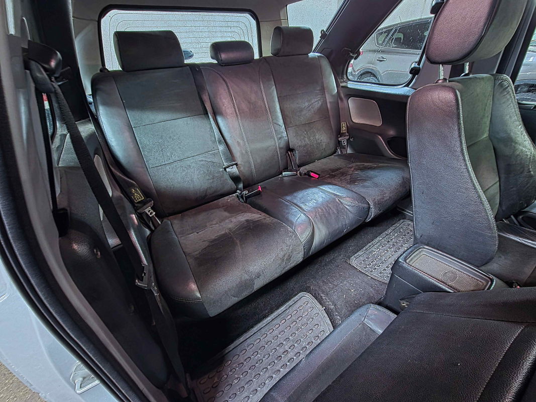 Land Rover Freelander — 24