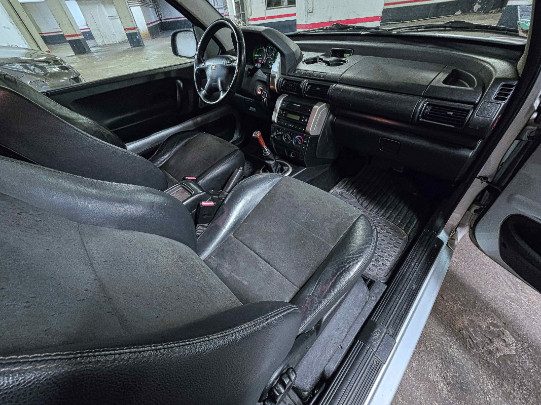 Land Rover Freelander — 22