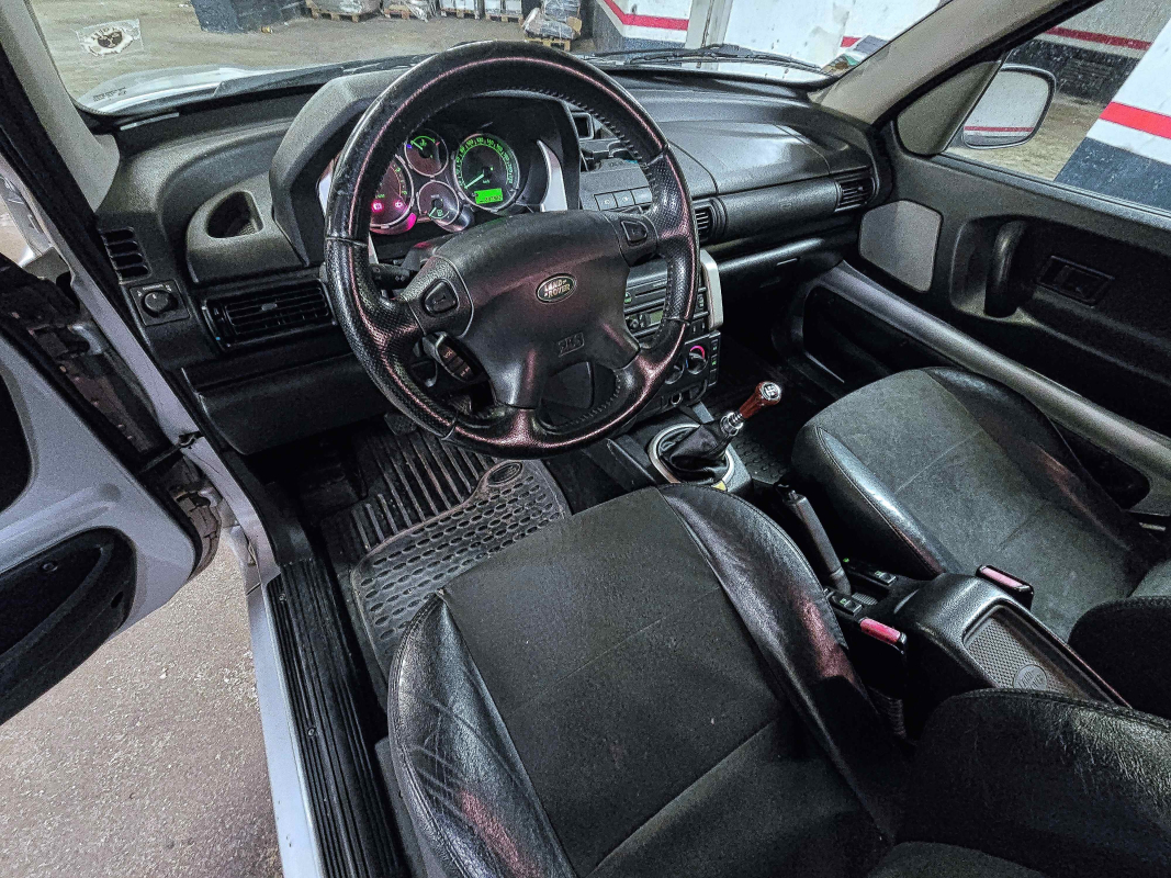 Land Rover Freelander — 18