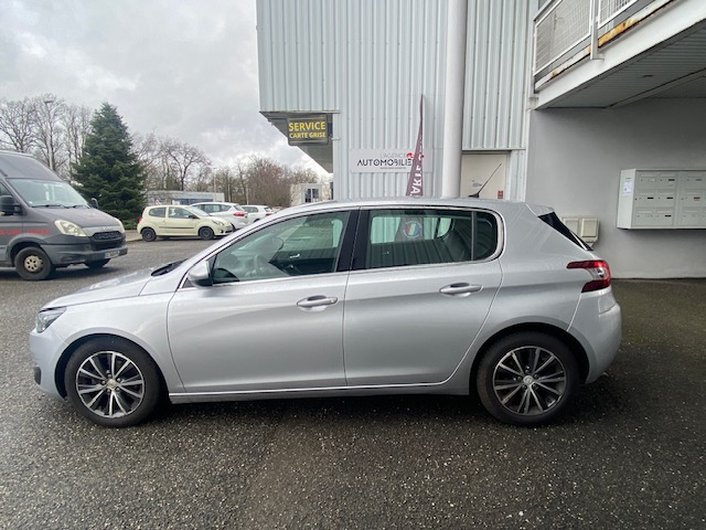 Peugeot 308 — 4
