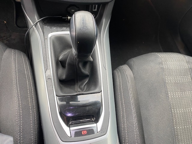 Peugeot 308 — 15
