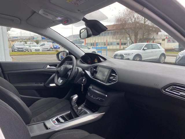 Peugeot 308 — 19