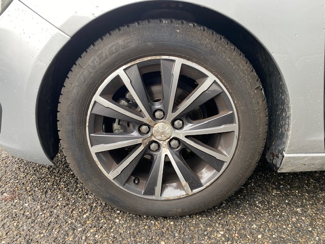 Peugeot 308 — 27