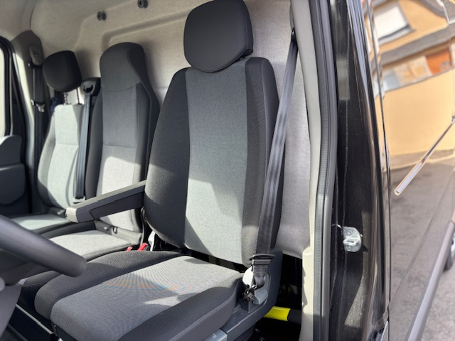Renault Master — 15