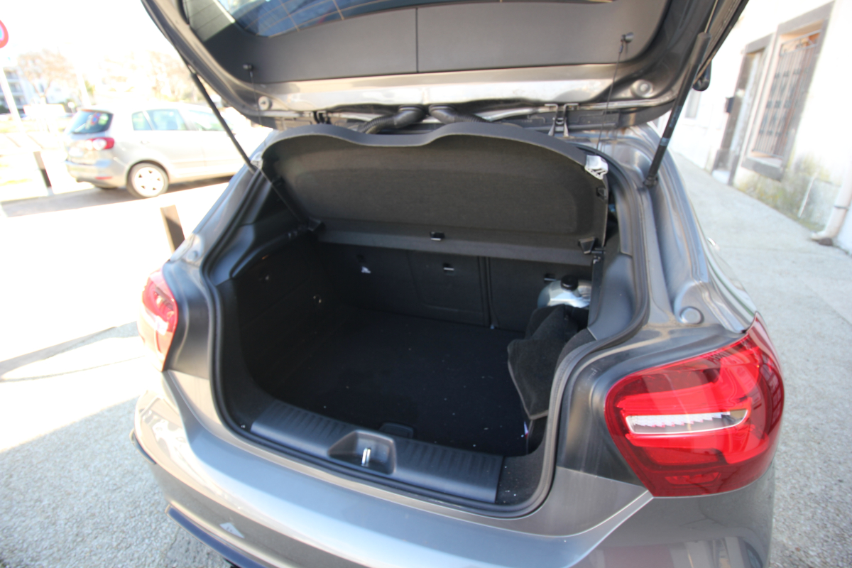 Mercedes Classe A — 29