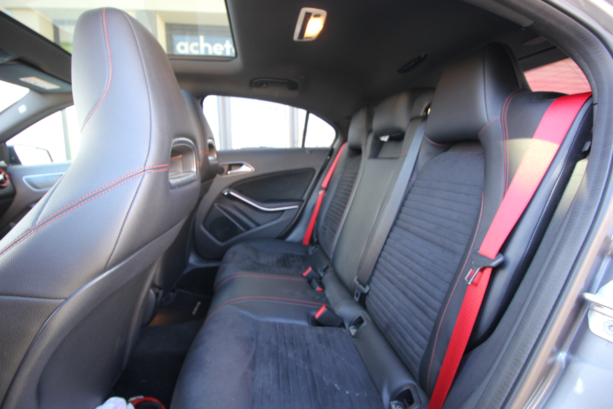 Mercedes Classe A — 16