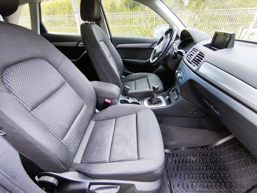 Audi Q3 — 12