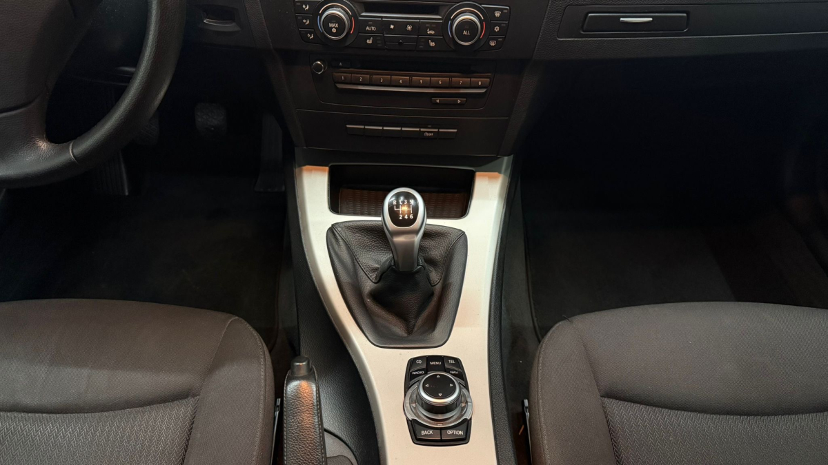 Bmw Série 3 Touring — 22