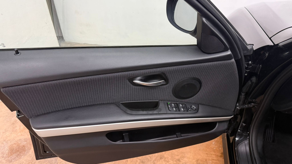 Bmw Série 3 Touring — 26