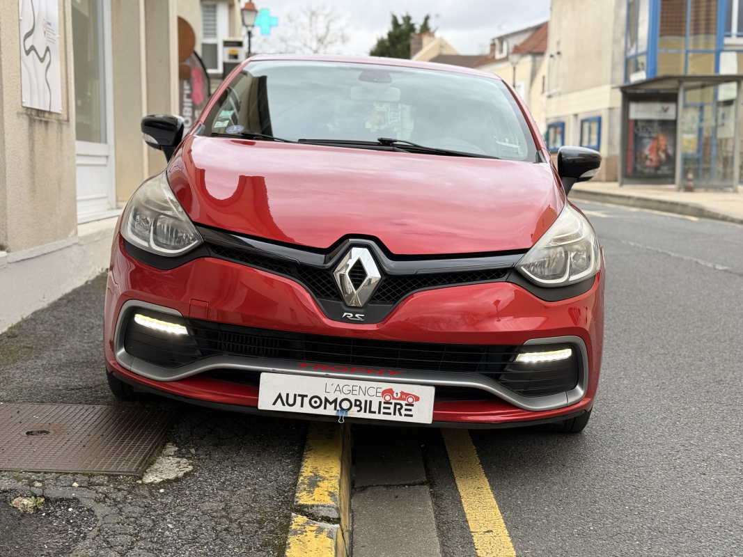 Renault Clio — 2