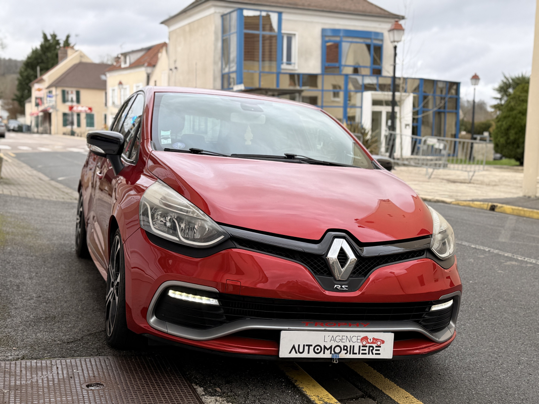 Renault Clio — 3