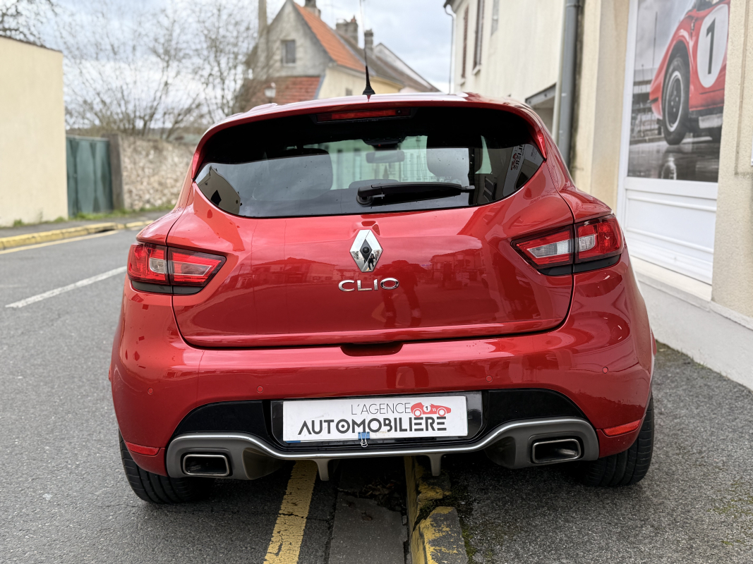 Renault Clio — 5