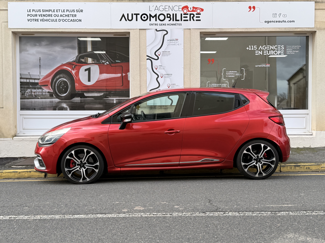 Renault Clio — 7