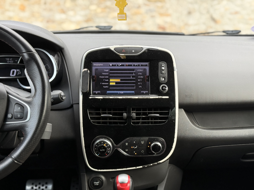 Renault Clio — 15