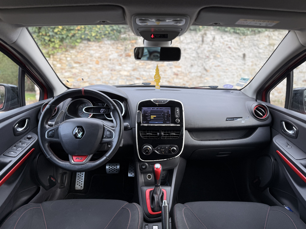 Renault Clio — 20
