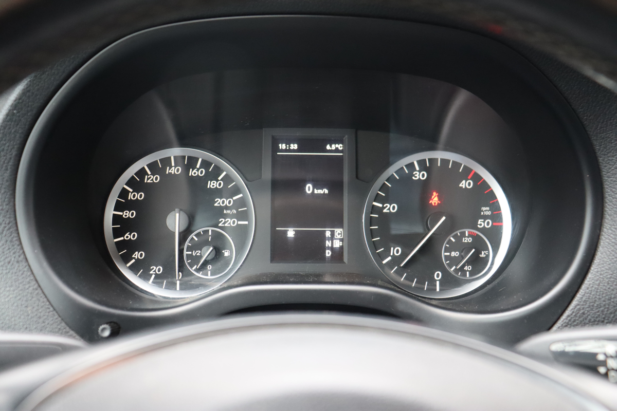 Mercedes Vito — 34