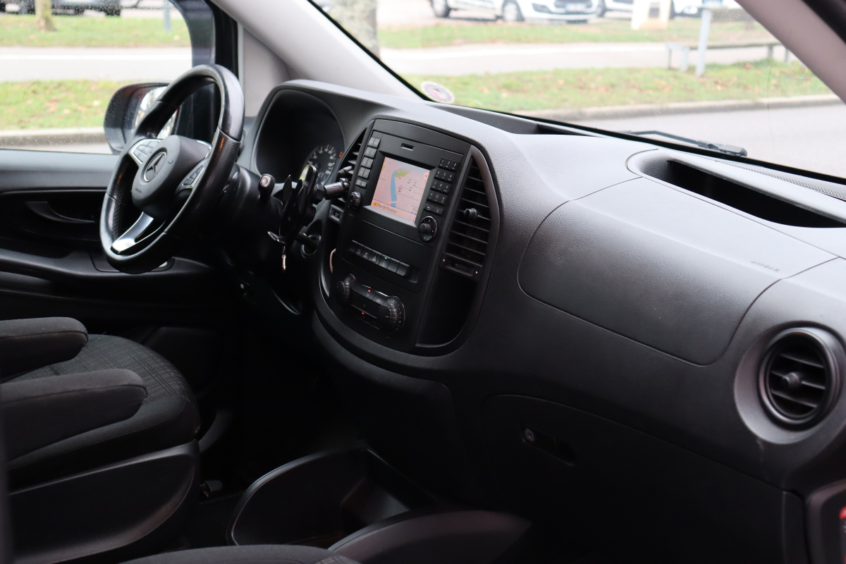 Mercedes Vito — 12