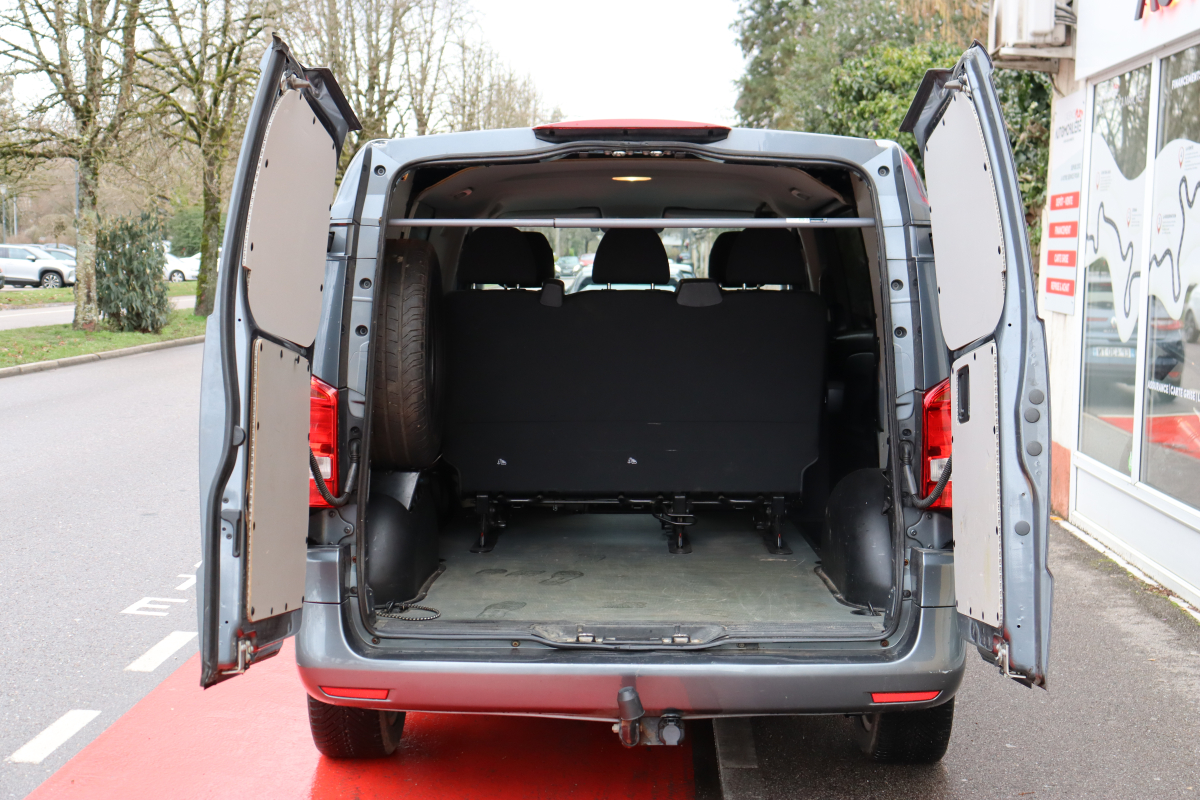 Mercedes Vito — 27
