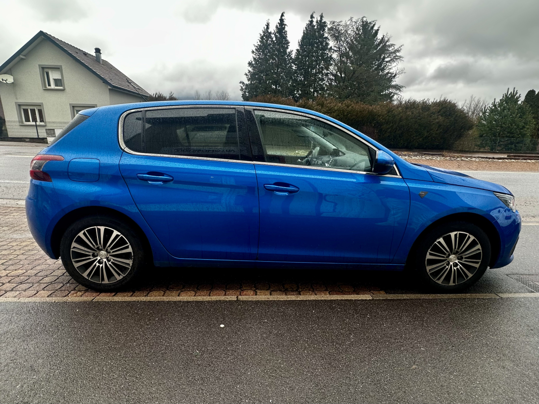 Peugeot 308 — 4
