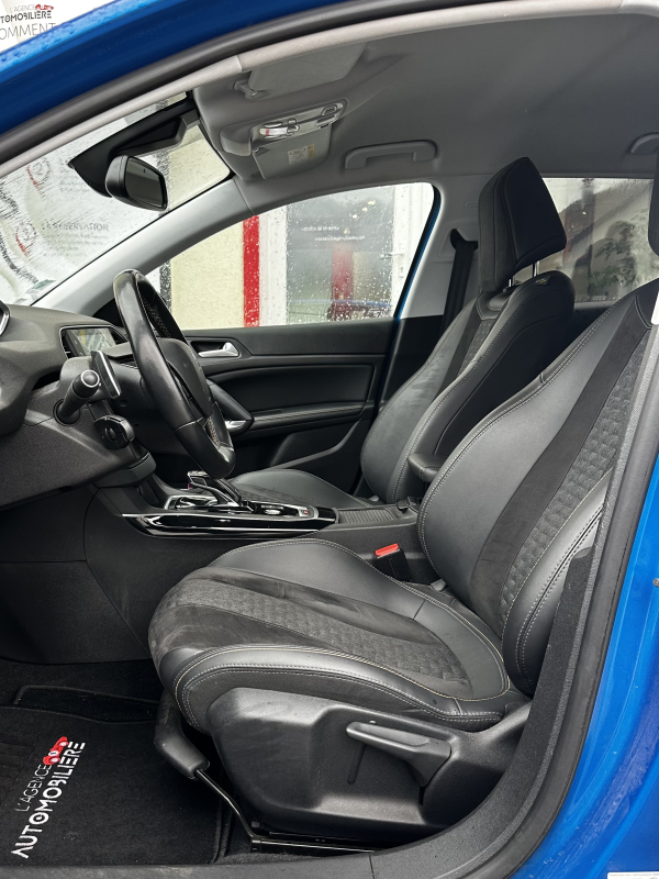 Peugeot 308 — 12