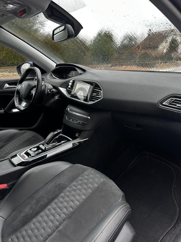 Peugeot 308 — 17